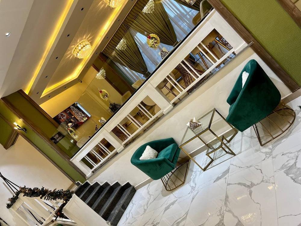 Cyan Hotel Addis Ababa Exterior photo