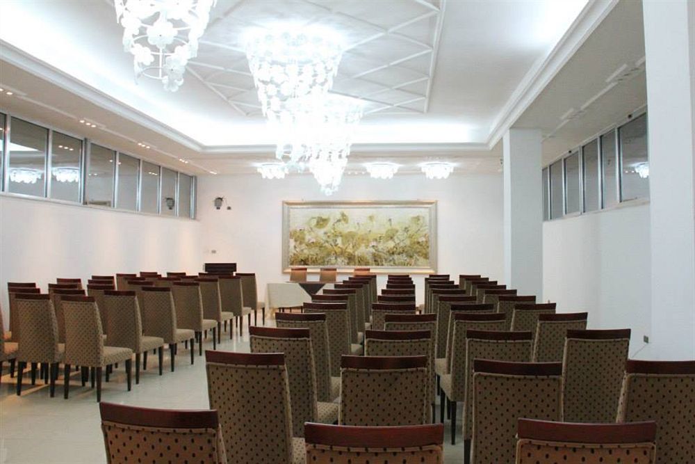 Cyan Hotel Addis Ababa Exterior photo